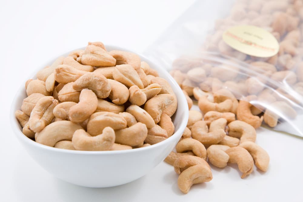 Roasted Whole Cashews (Salted)