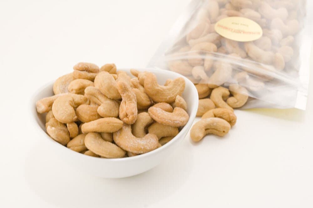 Unsalted Giant Whole Cashews